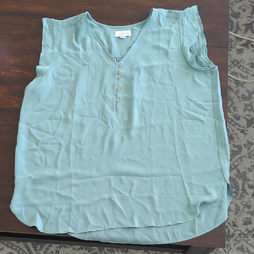 LOFT Green Sleeveless Relaxed Blouse